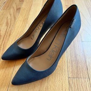 Calvin Klein navy pumps